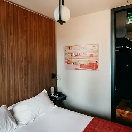 Hotel Western Bridge Lyon East 3*