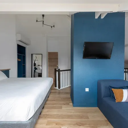 Western Bridge Lyon East 3*